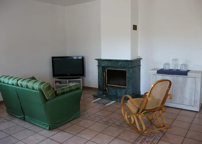 Mami Bed & Breakfast *