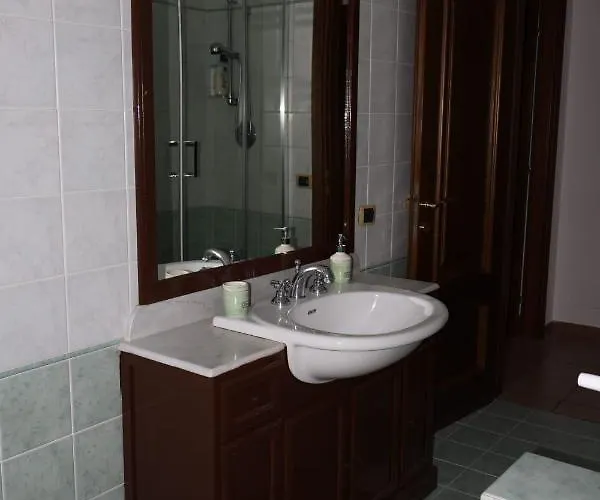 Mami לינה וארוחת בוקר